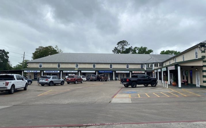 Pictures of Retail property located at 24501 FM 2100, Huffman, TX 77336 for lease - image #1