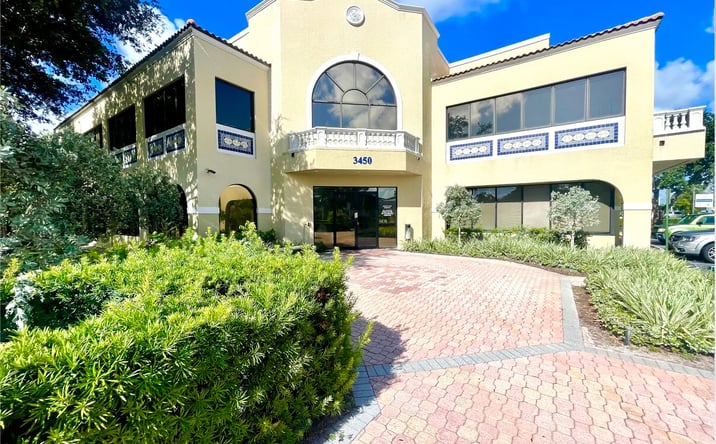 Pictures of Office property located at 3450 Northlake Blvd, Palm Beach Gardens, FL 33403 for lease - image #1