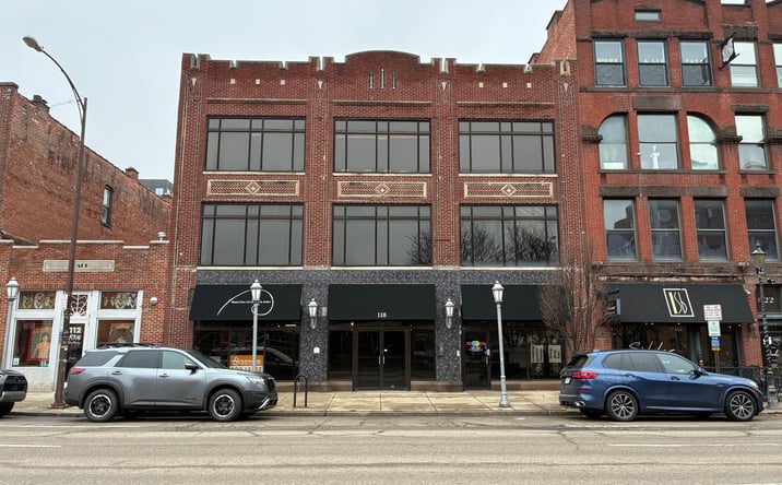 Pictures of Retail, Office, Restaurant property located at 118 E Main St, Columbus, OH 43215 for lease - image #1