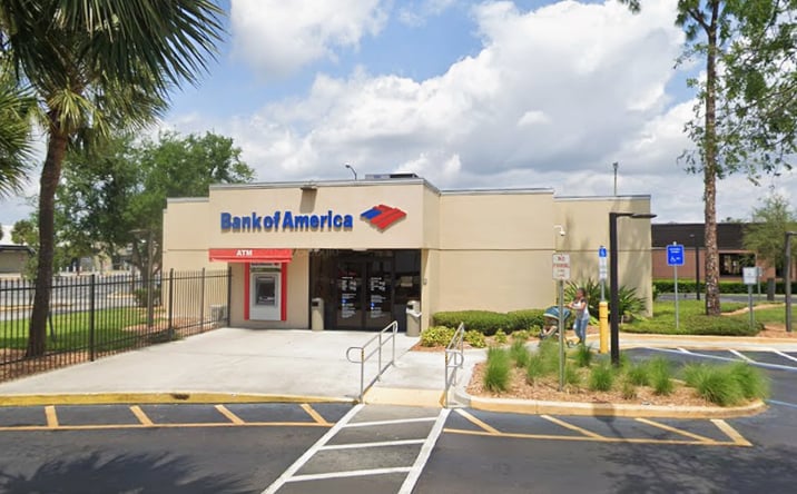 Pictures of Retail property located at 7105 Silver Star Rd, Orlando, FL 32818 for lease - image #1