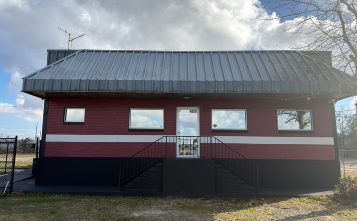 Pictures of Industrial property located at 4020 Jefferson Ave, Moss Point, MS 39563 for lease - image #1
