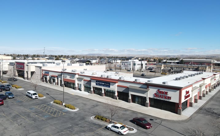 Pictures of Retail property located at 3025 S 25th E, Ammon, ID 83406 for lease - image #1