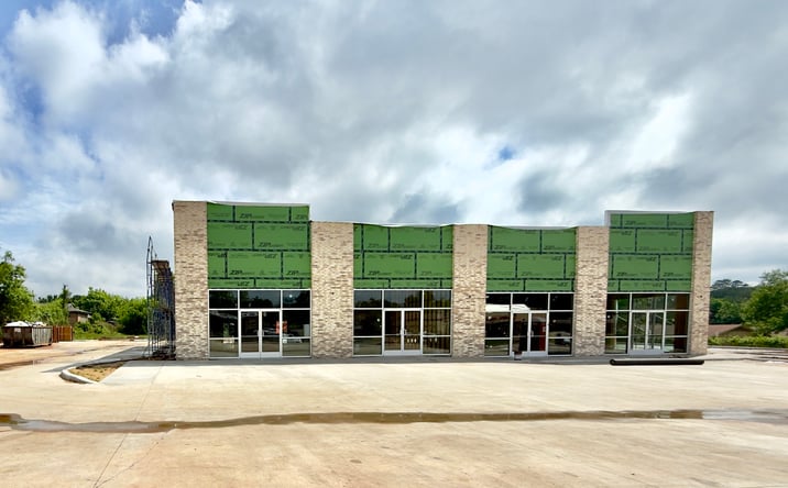 Pictures of Retail, Office, Restaurant property located at 2500 Lamar Ave, Paris, TX 75460 for lease - image #1