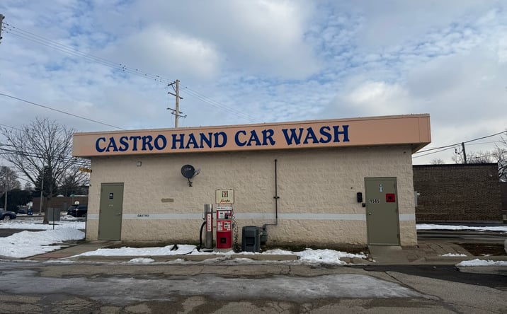 Pictures of Retail property located at 1585 Rand Road C, Des Plaines, IL 60016 for lease - image #1