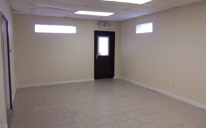 Pictures of Industrial property located at 495 Perry St, Pontiac, MI 48342 for lease - image #1