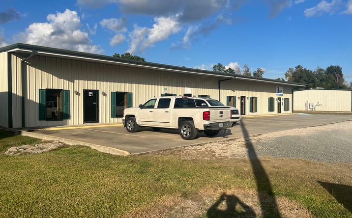 Pictures of Industrial property located at 2965 E Napoleon St, Sulphur, LA 70663 for lease - image #1