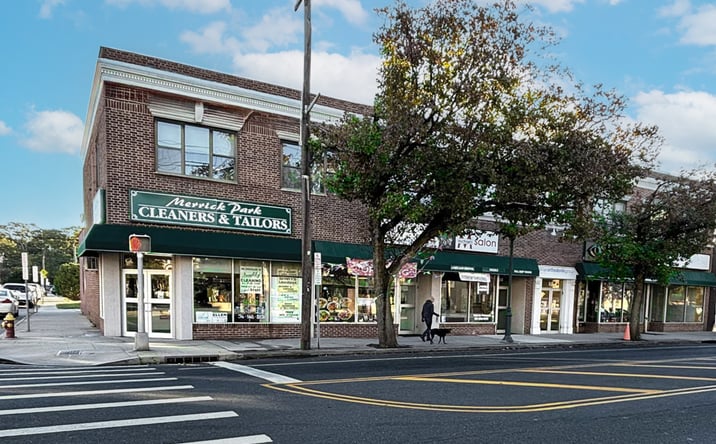 Pictures of Office property located at 28 Merrick Avenue, Merrick, NY 11566 for lease - image #1
