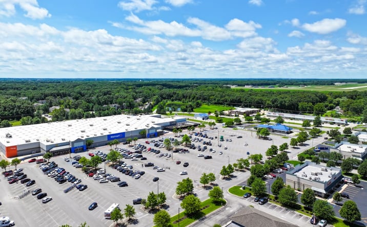 Pictures of Retail property located at 2719 Emerson Dr, Elkhart, IN 46514 for lease - image #1