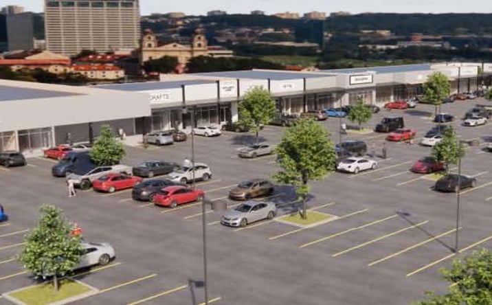 Pictures of Retail property located at 723-821 W Danforth Road, Edmond, OK 73034 for lease - image #1