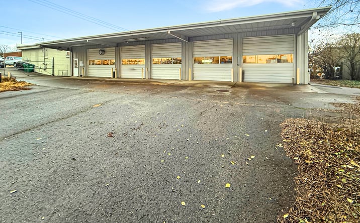 Pictures of Retail, Industrial, Special Purpose property located at 316 E Old Hickory Blvd, Nashville, TN 37115 for lease - image #1