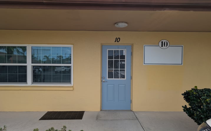 Pictures of Office property located at 13910 Fivay Rd, Hudson, FL 34667 for lease - image #1