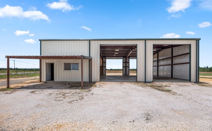 Pictures of Industrial property located at 940 US-290, Elgin, TX 78621 for lease - image #1