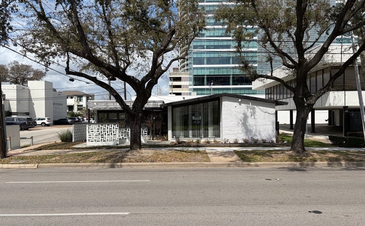 Pictures of Retail, Office, Special Purpose property located at 2630 Richmond Ave., Houston, TX 77098 for lease - image #1