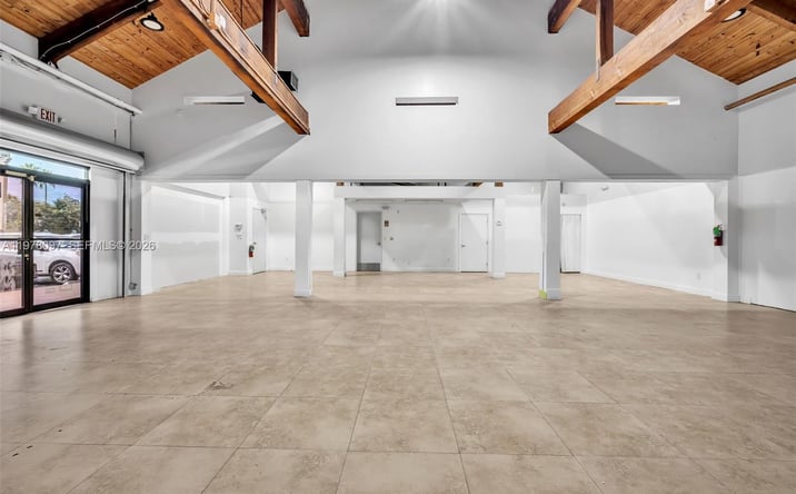 Pictures of Retail, Office property located at 10471 SW 88th St, Miami, FL 33176 for lease - image #1