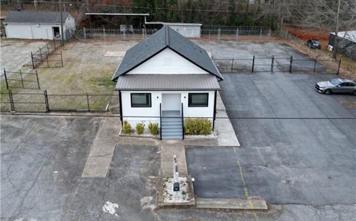 Pictures of Special Purpose, Office property located at 2719 Huff Drive, Lawrenceville, GA 30044 for lease - image #1