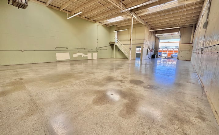 Pictures of Industrial, Office, Retail property located at 2570 Leghorn St, Mountain View, CA 94043 for lease - image #1