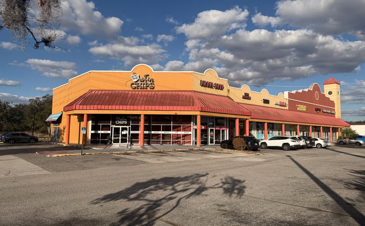 Pictures of Retail property located at 4139 W Vine St, Kissimmee, FL 34741 for lease - image #1
