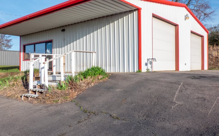 Pictures of Retail property located at 2612 W Center St, Greenwood, AR 72936 for lease - image #1