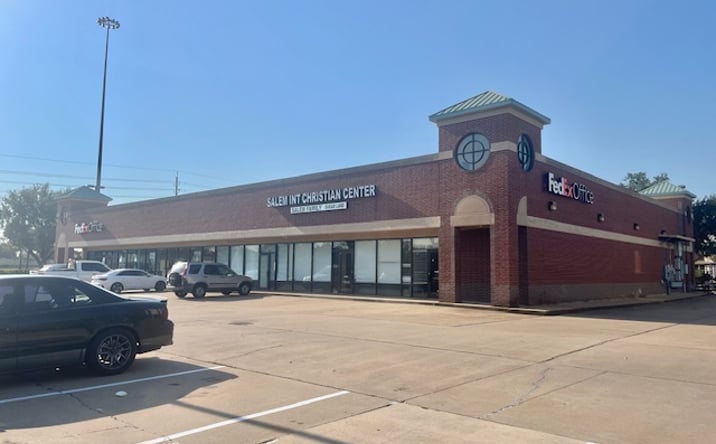 Pictures of Office property located at 14056 Southwest Fwy, Sugar Land, TX 77478 for lease - image #1