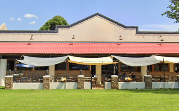 Pictures of Restaurant property located at 3260 Berlin Tpke, Newington, CT 06111 for lease - image #1