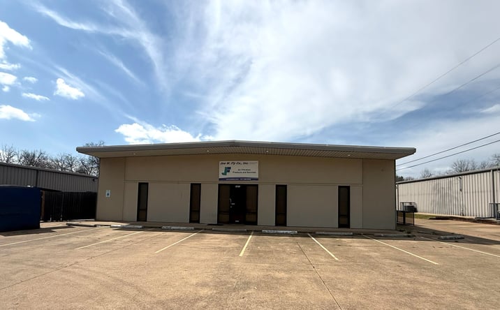 Pictures of Industrial property located at 2421 Thomas Road, Haltom City, TX 76117 for lease - image #1