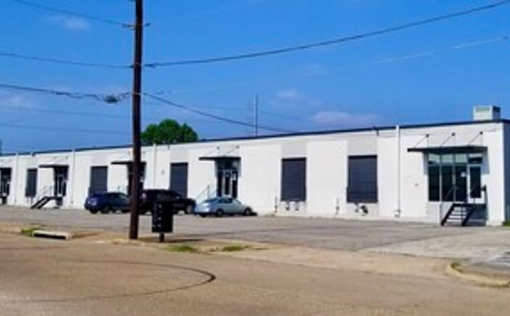 Pictures of Industrial property located at 11720 Chairman Dr., Dallas, TX 75243 for lease - image #1