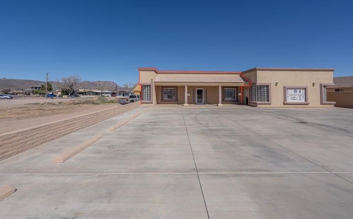 Pictures of Retail, Office property located at 1921 Motor Ave, Kingman, AZ 86401 for lease - image #1