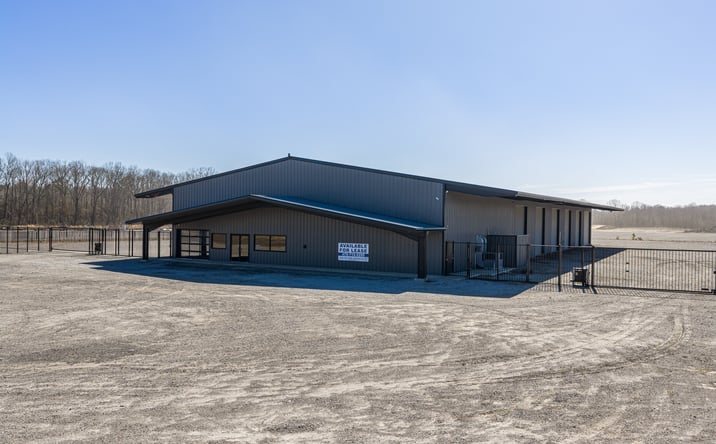 Pictures of Industrial property located at 6622 Alma Hwy, Van Buren, AR 72956 for lease - image #1