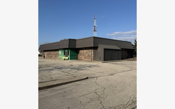 Pictures of Retail, Office property located at 122 Broadway St, Toledo, OH 43604 for lease - image #1