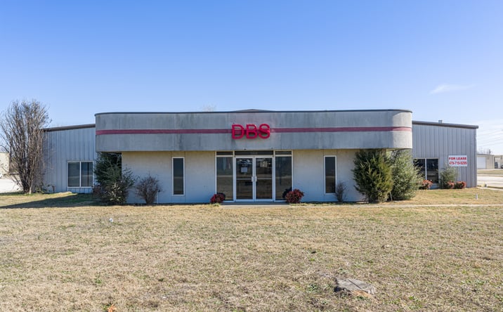 Pictures of Industrial, Office property located at 2017 S 28th St, Van Buren, AR 72956 for lease - image #1