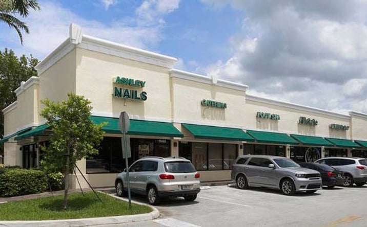 Pictures of Retail property located at 11431 - 11491 West Oakland Park Blvd, Sunrise, FL 33323 for lease - image #1