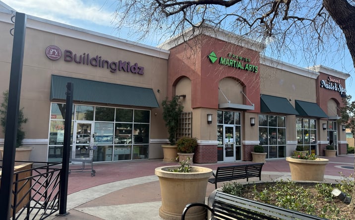 Pictures of Retail property located at 7511 W Stockton Blvd, Sacramento, CA 95823 for lease - image #1