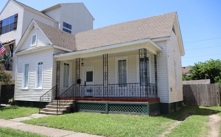 Pictures of Retail, Office, Restaurant property located at 2008 Crockett St, Houston, TX 77007 for lease - image #1