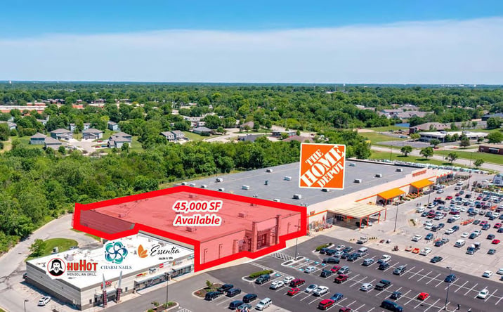 Pictures of Retail property located at 5900 SW Huntoon St, Topeka, KS 66604 for lease - image #1