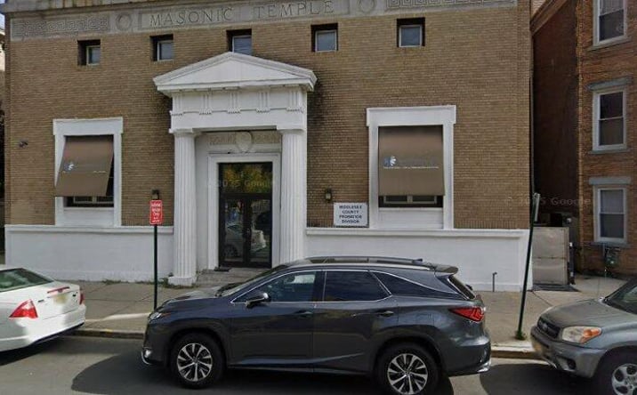 Pictures of Office property located at 262 State St, Perth Amboy, NJ 08861 for lease - image #1