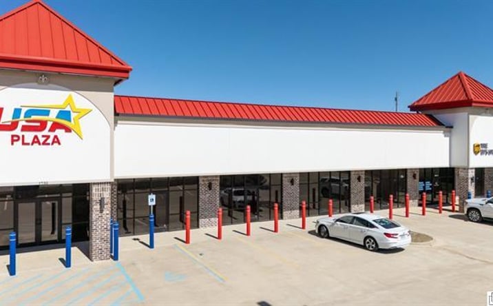 Pictures of Retail, Office, Restaurant property located at 1735 Farmerville Hwy, Ruston, LA 71270 for lease - image #1