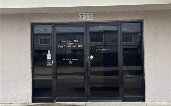 Pictures of Retail, Office, Special Purpose property located at 201 Carlton St, Wauchula, FL 33873 for lease - image #1