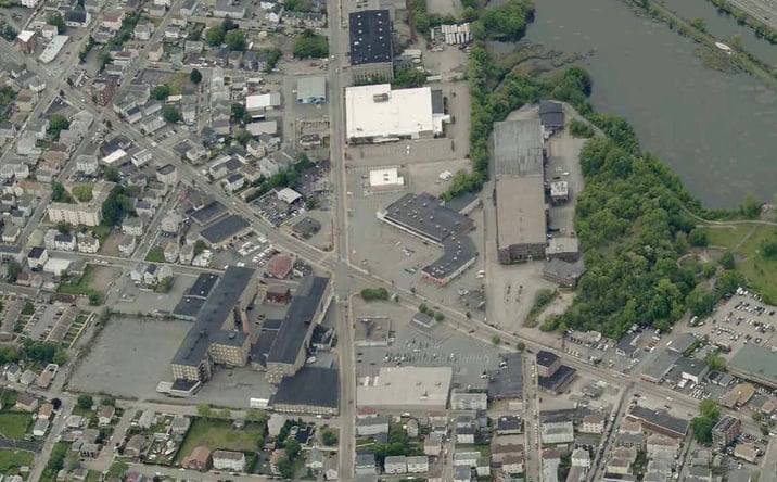 Pictures of Retail property located at 933 Pleasant St, Fall River, MA 02723 for lease - image #1