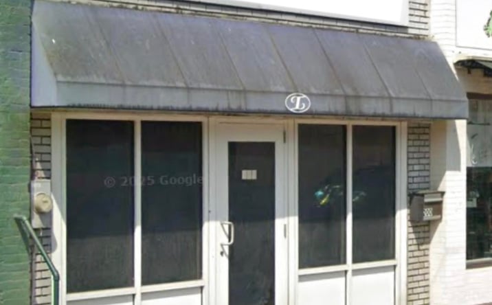 Pictures of Retail, Office, Restaurant property located at 200 Oliver St, North Tonawanda, NY 14120 for lease - image #1