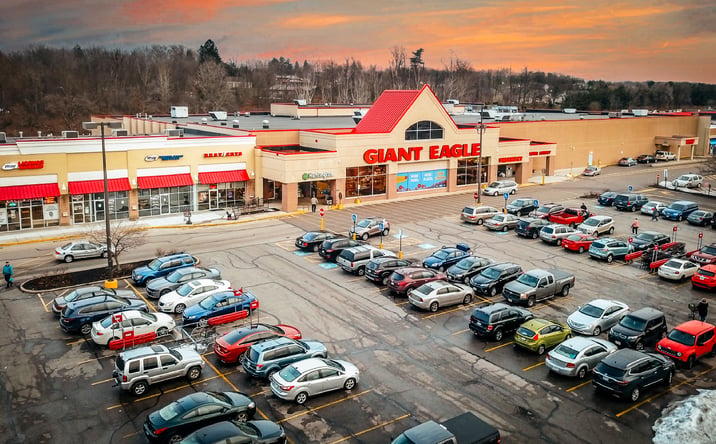 Pictures of Retail property located at 15 5th St SE, Barberton, OH 44203 for lease - image #1