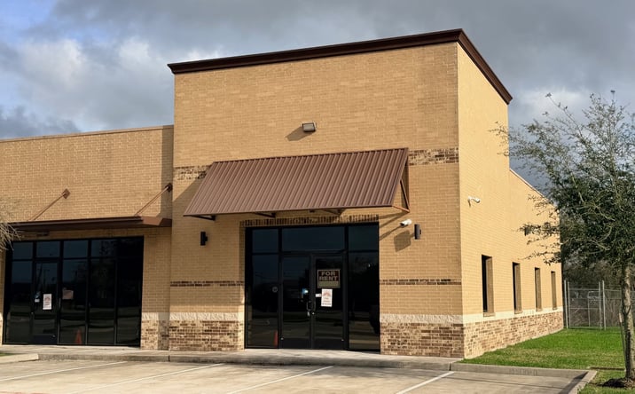 Pictures of Office, Retail property located at 451 FM 646 Rd, Dickinson, TX 77539 for lease - image #1