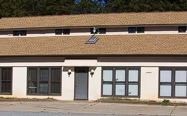 Pictures of Office property located at 208 Oak Forest Rd, Spartanburg, SC 29301 for lease - image #1