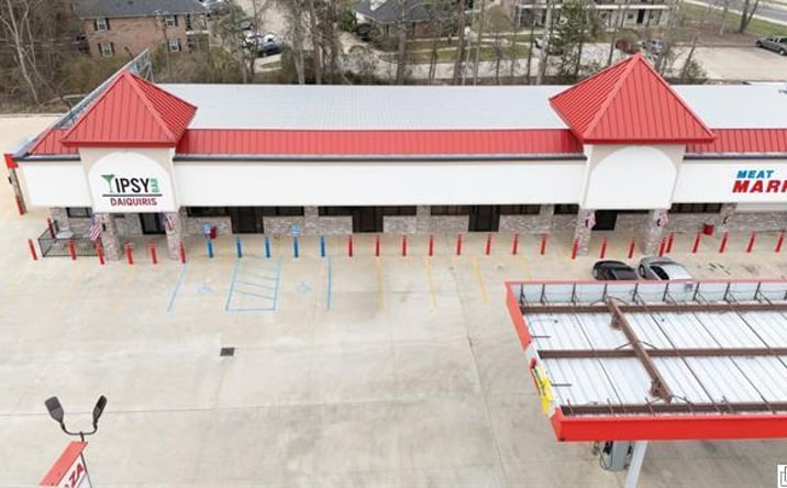 Pictures of Retail, Office, Restaurant property located at 2633 Arkansas Rd, West Monroe, LA 71291 for lease - image #1