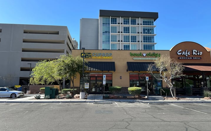 Pictures of Retail, Restaurant property located at 4680 S Maryland Pkwy, Las Vegas, NV 89119 for lease - image #1