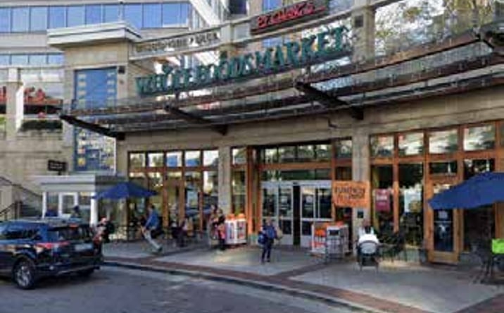 Pictures of Retail property located at 5300 Wisconsin Ave NW, Washington, DC 20015 for lease - image #1
