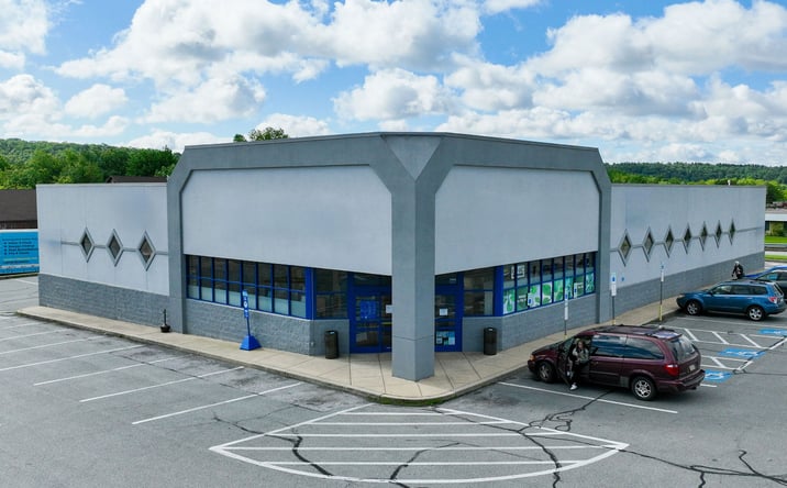 Pictures of Retail property located at 4315 N George Street Extension, Manchester, PA 17345 for lease - image #1