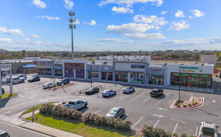 Pictures of Retail, Restaurant, Office property located at 1208 N Raul Longoria Rd, San Juan, TX 78589 for lease - image #1