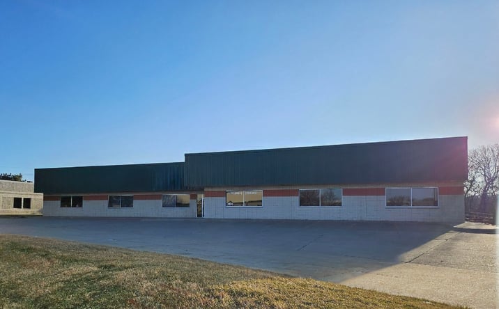 Pictures of Industrial property located at 4624 S 140th St, Omaha, NE 68137 for lease - image #1