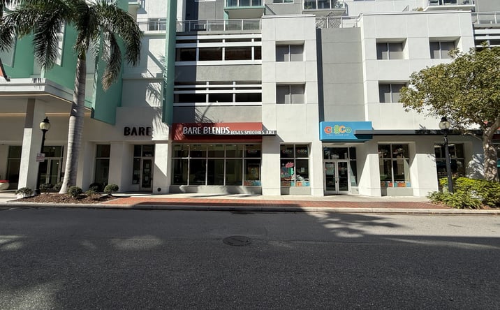Pictures of Retail property located at 1425 2nd St, Sarasota, FL 34236 for lease - image #1