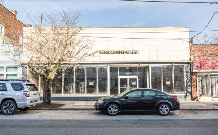 Pictures of Retail, Office, Restaurant property located at 1427 Hull St, Richmond, VA 23224 for lease - image #1
